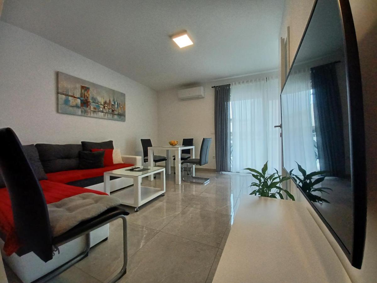 Apartments Leon 2 Novigrad Istria Eksteriør billede